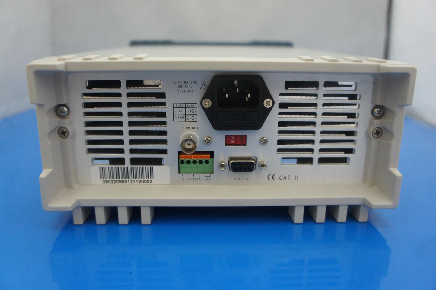 Maynuo M9712C Programmable DC Electronic Load | 0-150V 0-60A 300W Precision Tester product detail image 3