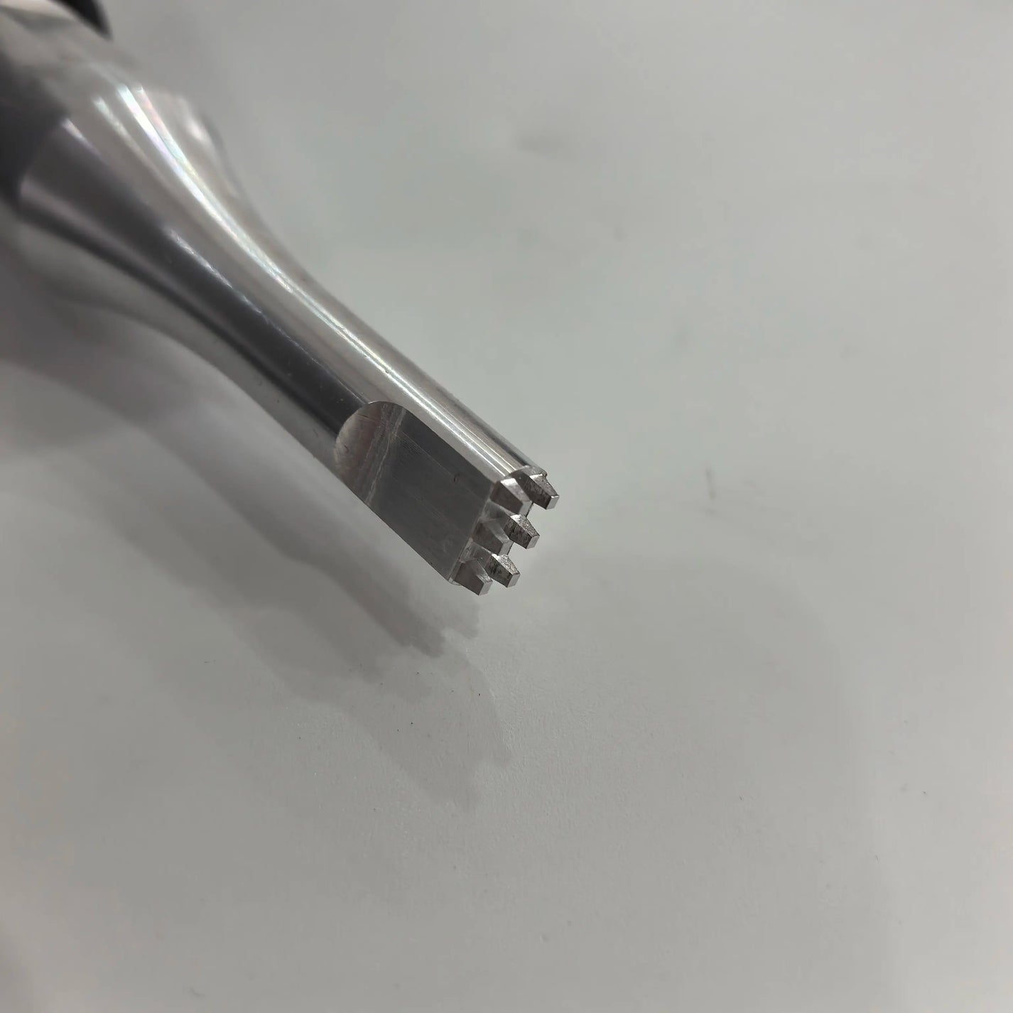 Aluminum alloy ultrasonic welding horn tip for plastic spot welding
