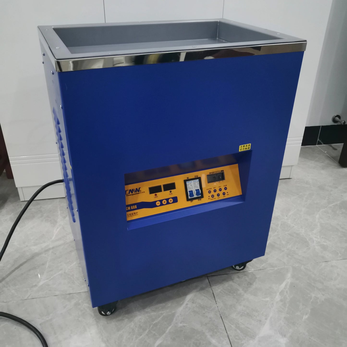 CM-608 Vertical Industrial Titanium Alloy Lead-Free Soldering Pot