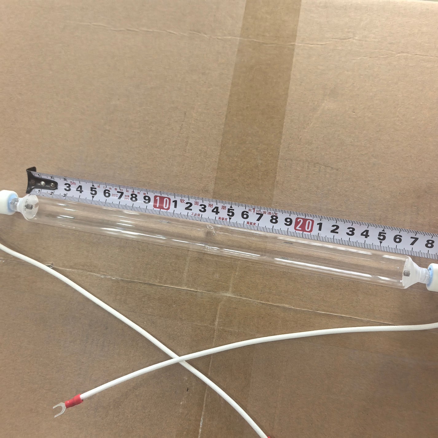 UV lamp tube measured showing 270 mm effective emitting length reference